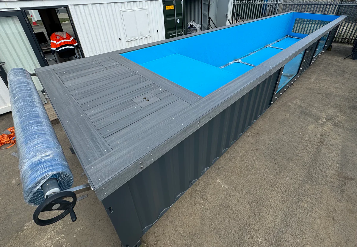 12M-_-40ft-_-Container-Swimming-Pool.webp