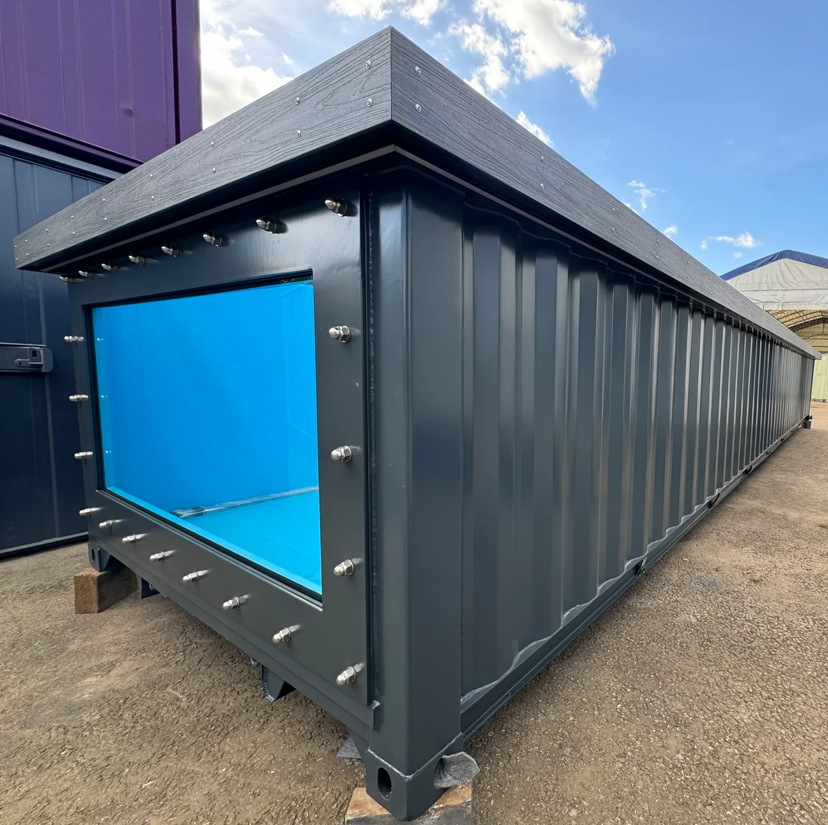 12M-_-40ft-_-Container-Swimming-Pool1.webp