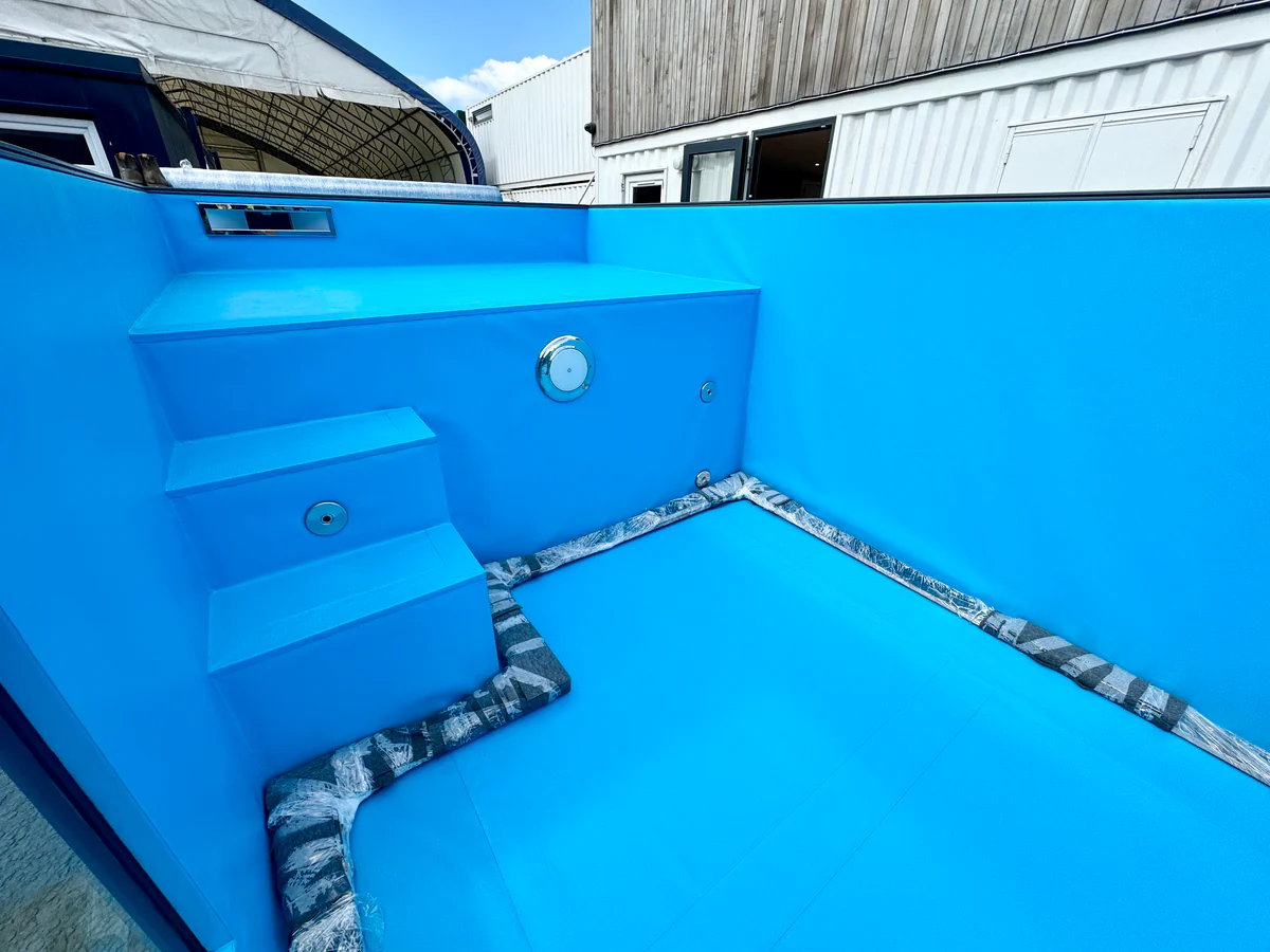12M-_-40ft-_-Container-Swimming-Pool11.webp