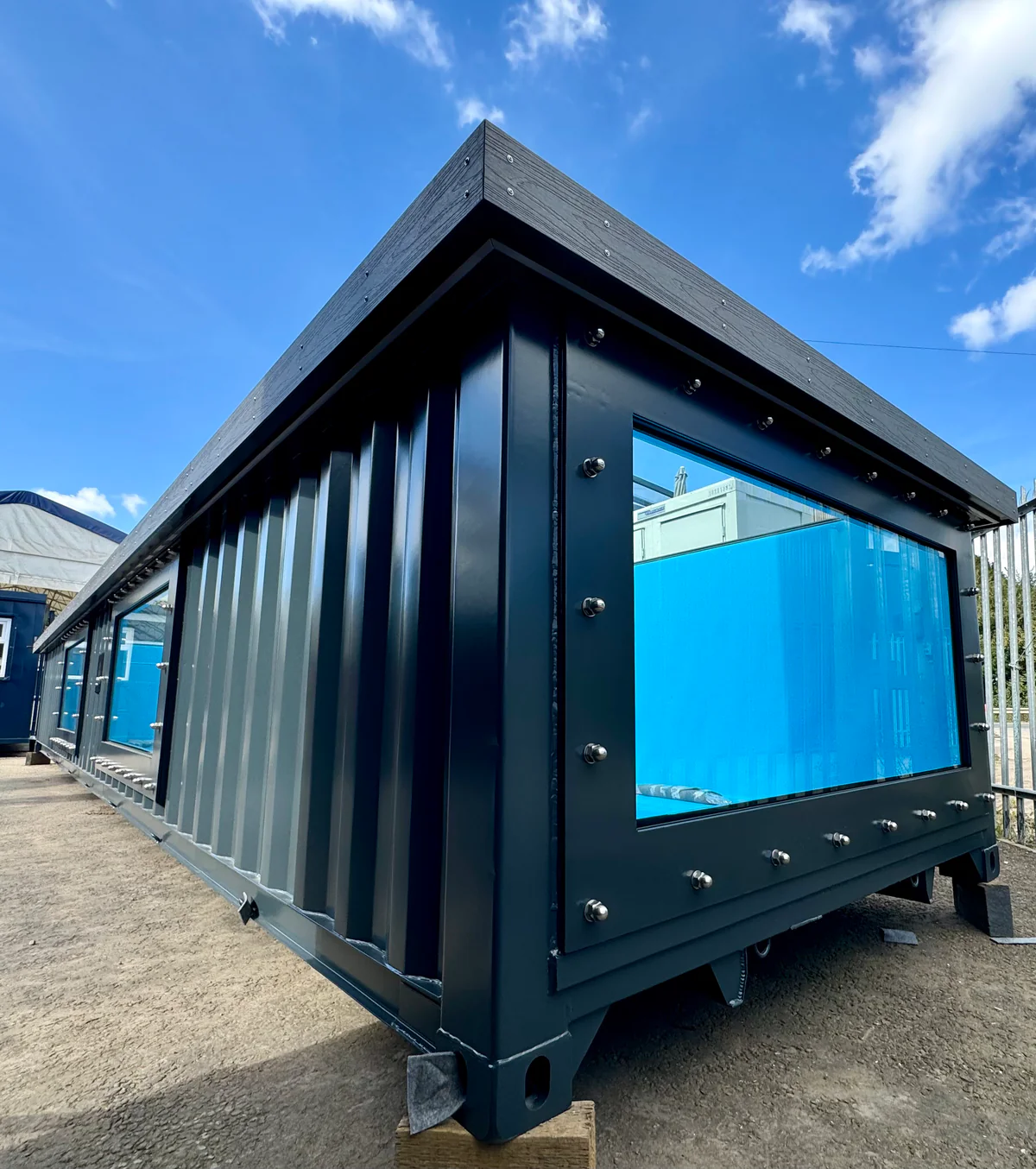 12M-_-40ft-_-Container-Swimming-Pool22.webp