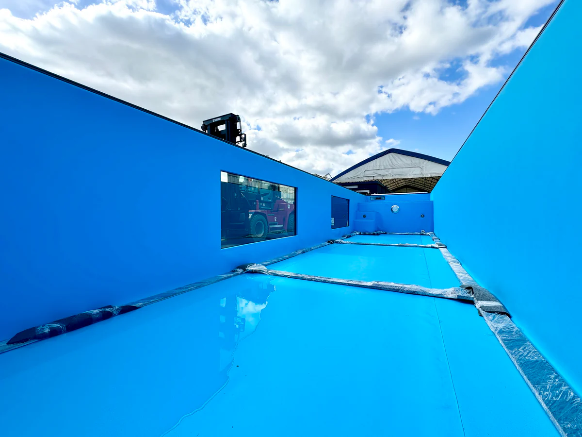 12M-_-40ft-_-Container-Swimming-Pool9.webp