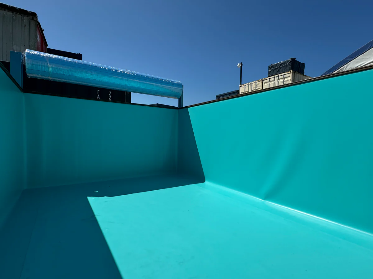 6M-_-20ft-_-Container-Swimming-Pool12.webp