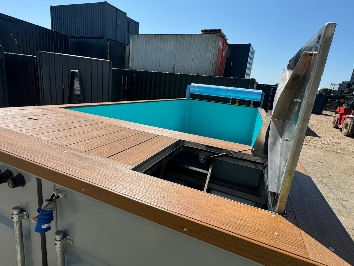 6M-_-20ft-_-Container-Swimming-Pool33-1.webp