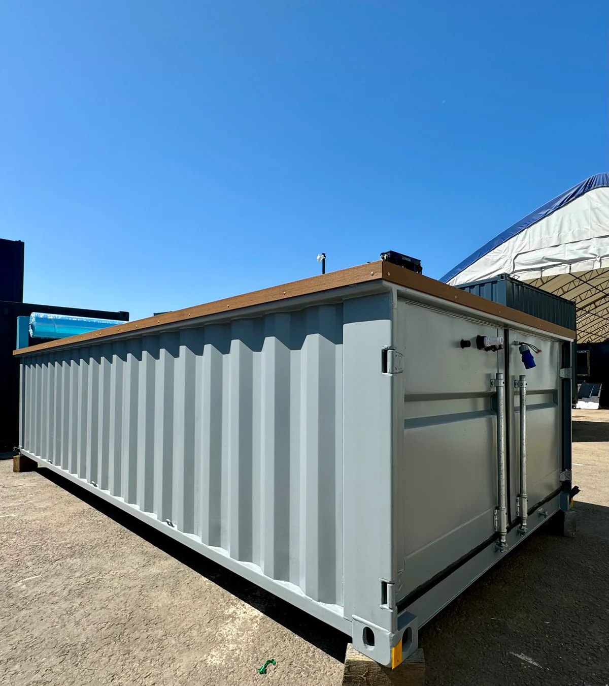 6M-_-20ft-_-Container-Swimming-Pool9.webp